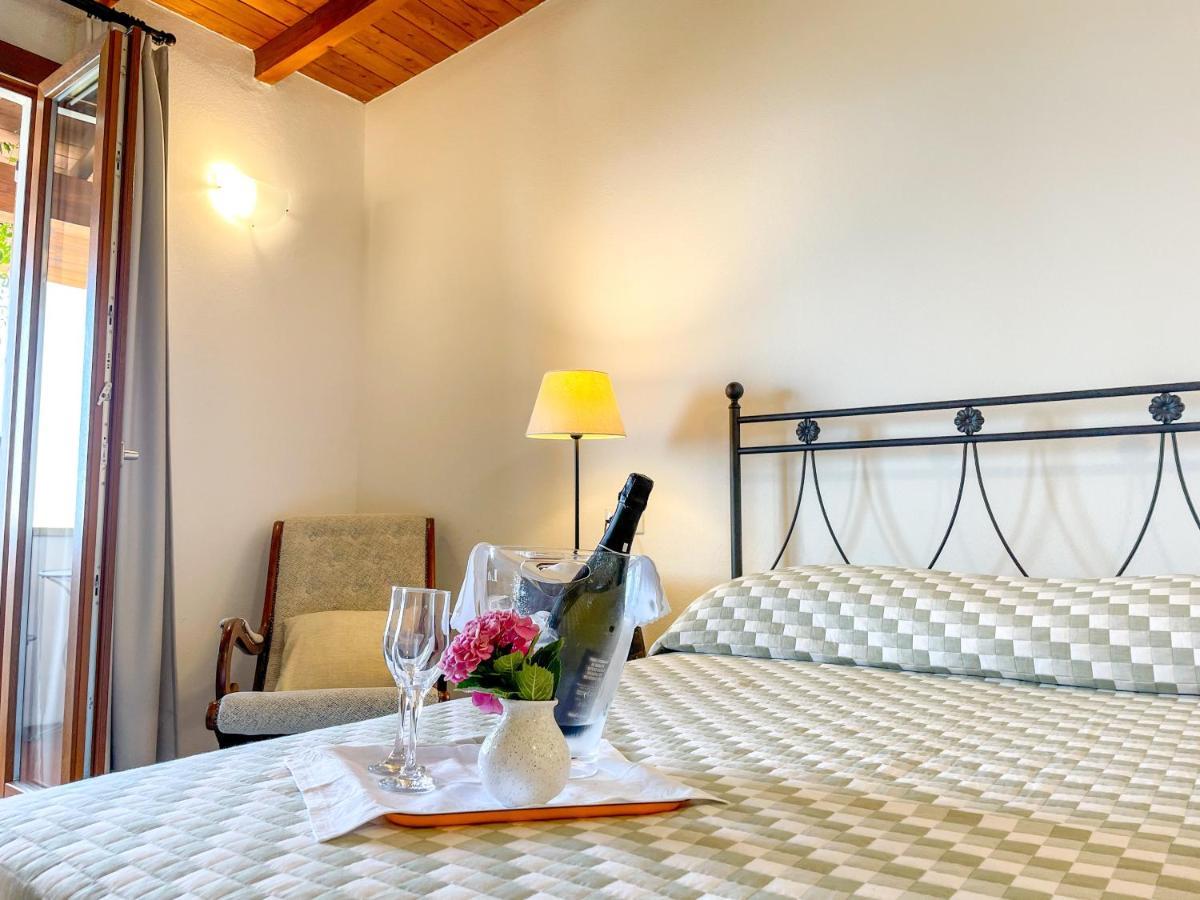 Il Capanno Hotel Pietra Ligure Kültér fotó